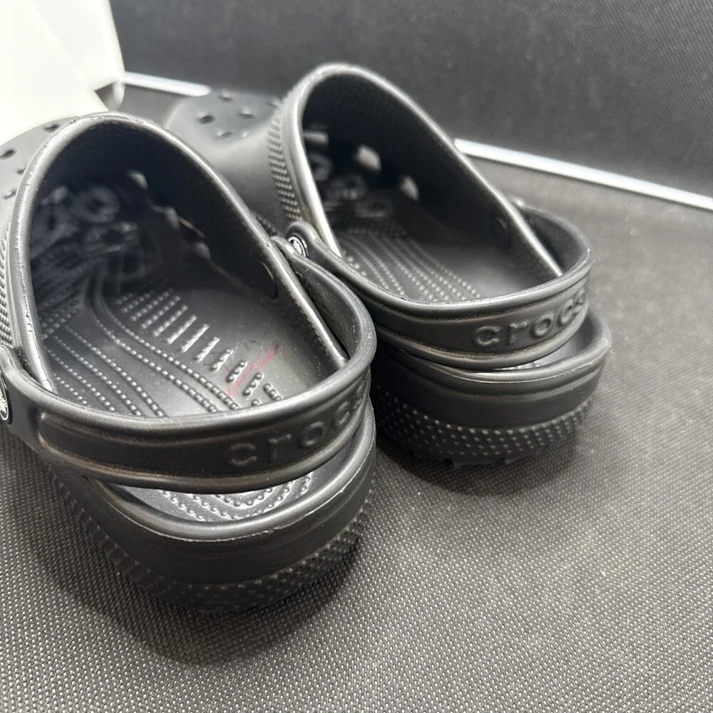 Unisex Youth Boys Girls Crocs Classic Clogs 206991 Black Size 2Y- UZB72 - Picture 10 of 15